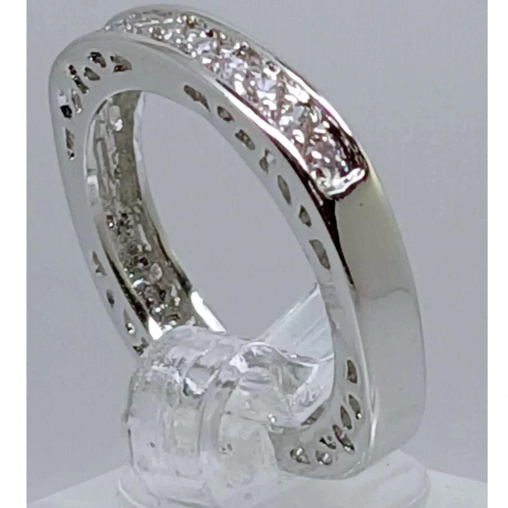 Unique Vintage White Gold GP Round Cut Sim Diamond CZ Stack Wedding Ring‎ Size 8